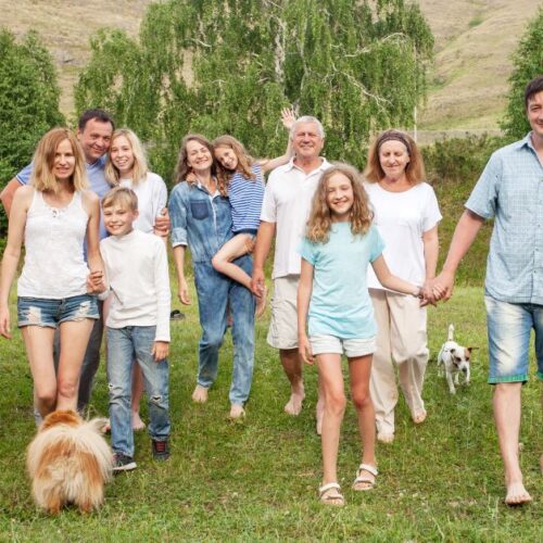 5 Reasons Why Family Reunions Are Important for Kids